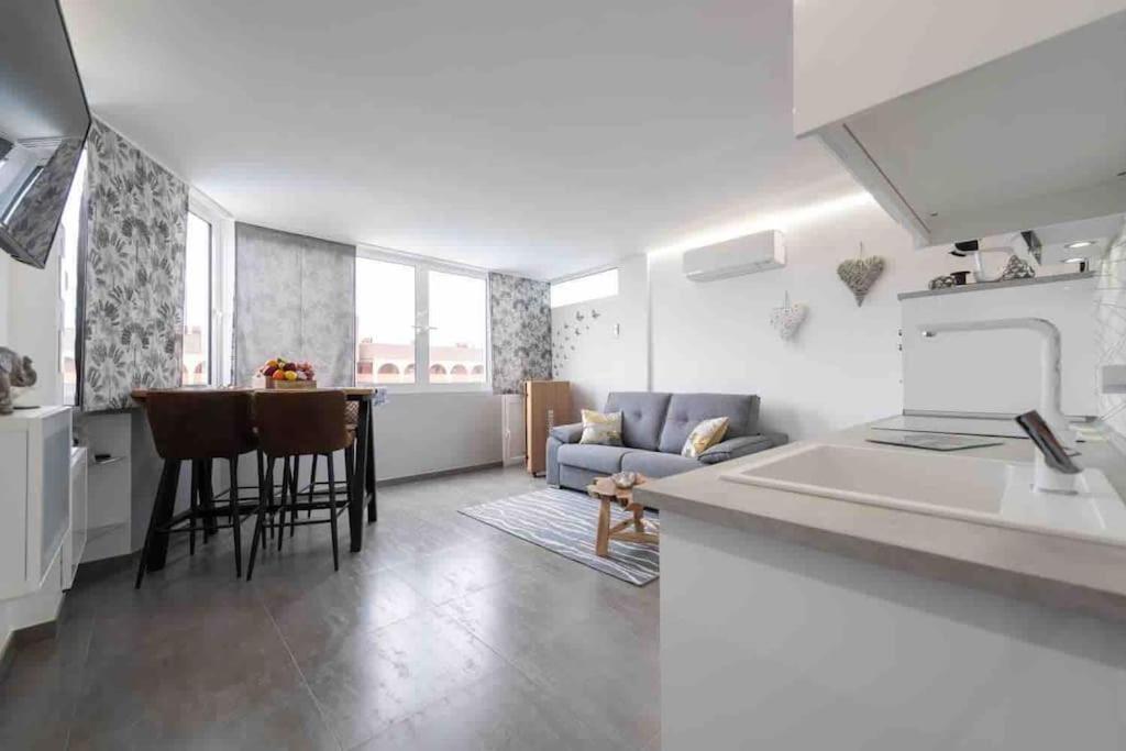 Apartament Attico Playa De Ingles Con Parking E Piscina Playa del Inglés Zewnętrze zdjęcie